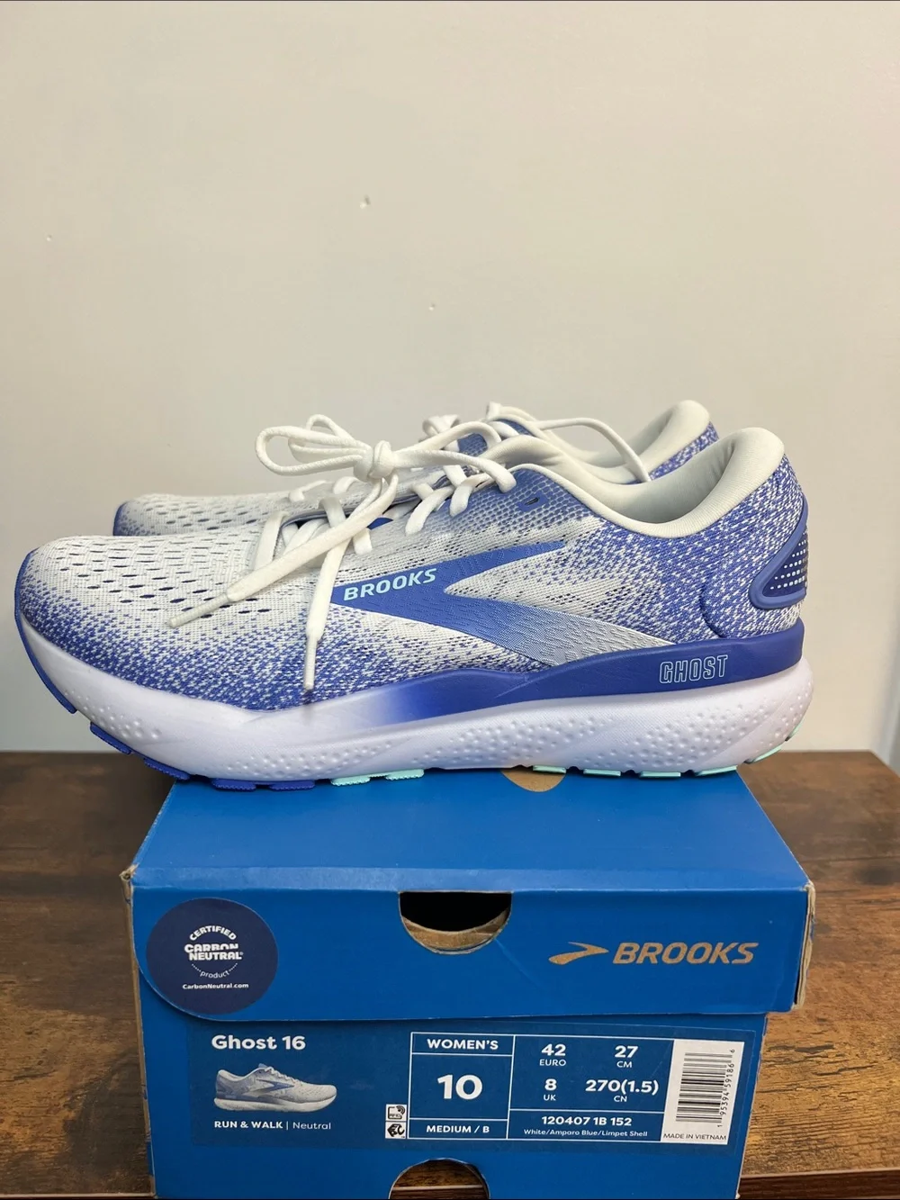 Brooks Ghost 16 Running Shoe Size 10 Women